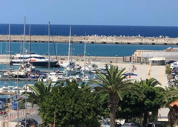 Erieta Sea View Apartment50m From The Rethymno (Crete)