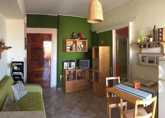 Апартаменты Erieta Sea View Apartment50m From The